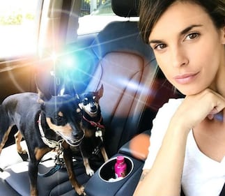 Elisabetta Canalis, selfie seducente 3