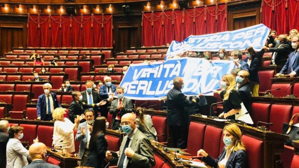 Golpe giudiziario contro Berlusconi, FI: "Subito commissione d'inchiesta"