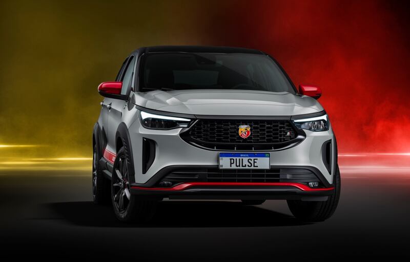 Abarth Pulse, lo scorpione punge in Brasile: le immagini 6