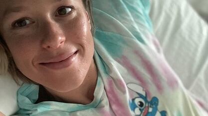 Federica Pellegrini, il selfie scatena il web: "Senza l'intimo...?"