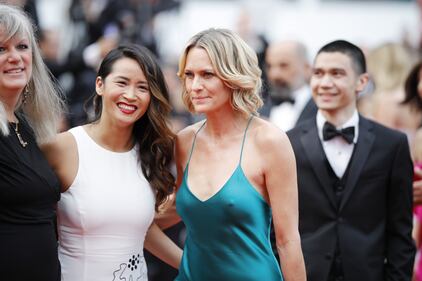 Festival di Cannes, i look hot: la seconda giornata 19