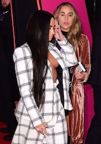 Mtv Ema 2017, i look più sexy 17