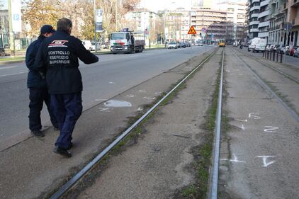 Milano donna investita dal tram 5
