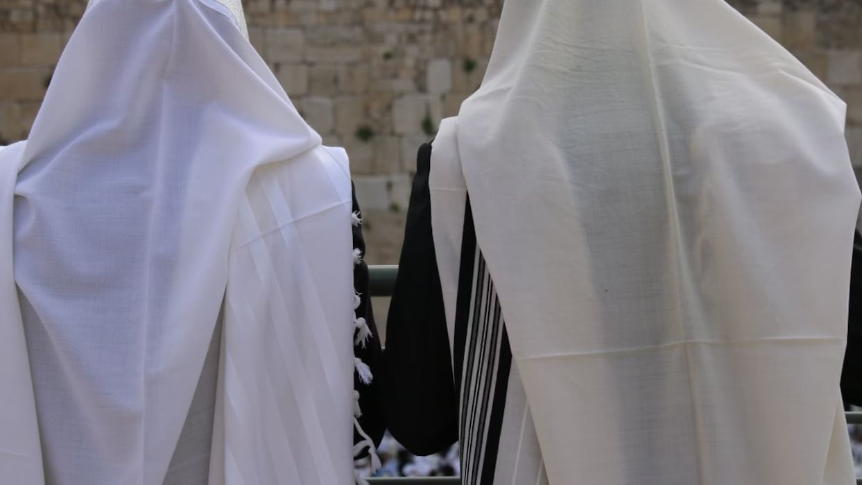 Suore in fuga: in undici lasciano il convento. Le liti sul prosecco e la lettera al Vaticano