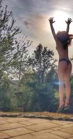 Naike Rivelli nuda in bagno 2