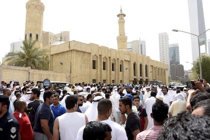 Attentato in una moschea sciita in Kuwait 1