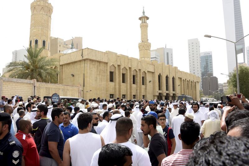 Attentato in una moschea sciita in Kuwait 1