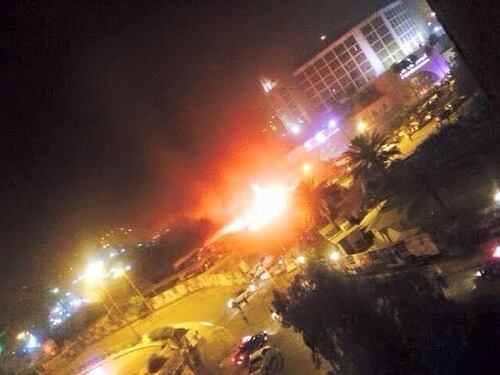 L'Isis attacca Baghdad: colpiti gli hotel di lusso da due blitz kamikaze