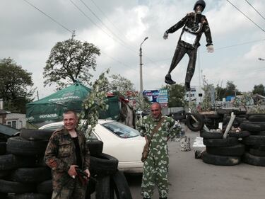 Slaviansk, separatisti al voto 1