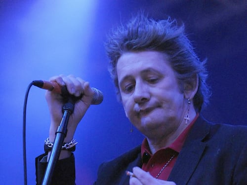 Addio a Shane MacGowan, cantante dei Pogues: aveva 65 anni