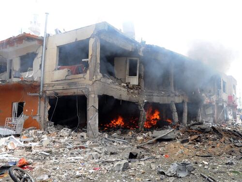 Turchia, esplosioni a Reyhanli, vicino al confine siriano: 40 morti