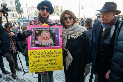 I funerali di Sandra Milo 8