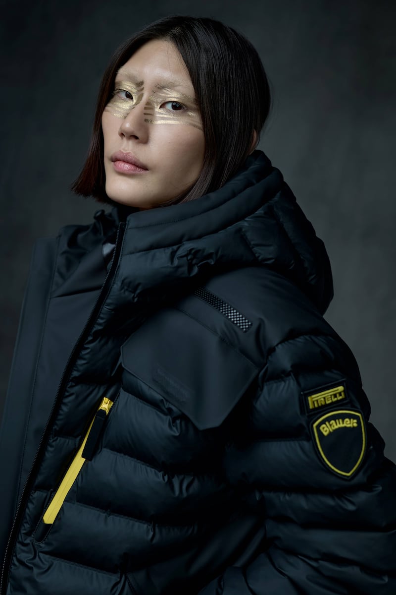 LOOK 2 PIRELLI