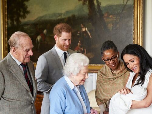 Meghan e Harry: la Regina regala loro una nuova casa