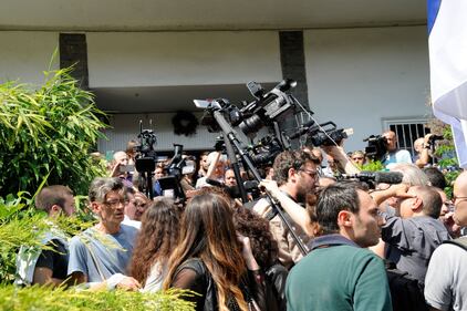 La resistenza dell'imprenditore Bramini sotto sfratto 9