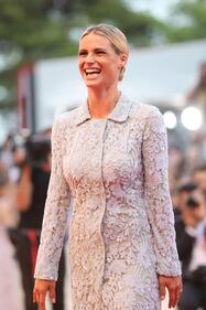 Michelle Hunziker, elegantissima sul red carpet 8