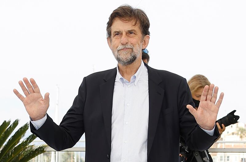 Nanni spegne il sol dell'avvenire e così riaccende il suo cinema