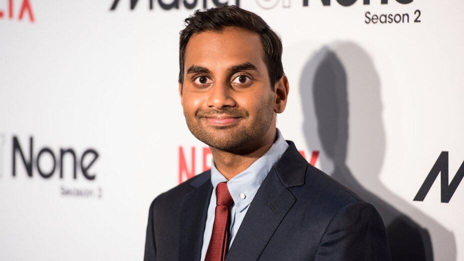 Molestie, Aziz Ansari accusato: "Non ha colto i miei segnali non verbali"