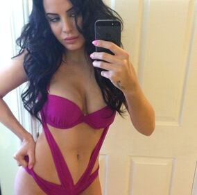 Da Playboy a maestra sexy 4