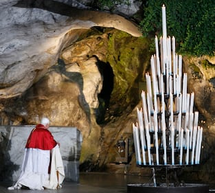 Ratzinger, dall'elezione agli incontri con Francesco 5