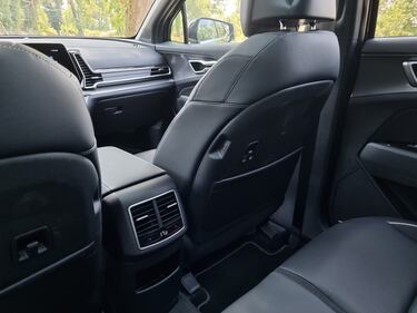 Kia Sportage HEV gallery: guarda le foto della prova su strada 14