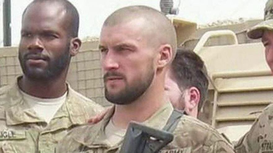 Usa, picchia un pedofilo: congedato un militare