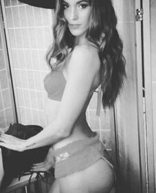 Gracia De Torres, bellezza a Playa Desnuda 8