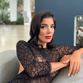 Gli scatti di Andreina Fiallo mandano in tilt il web 11