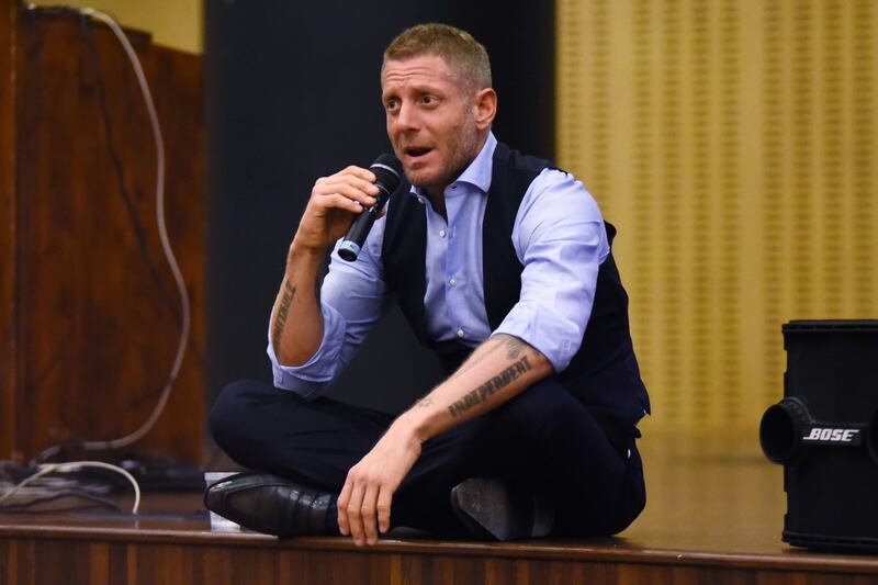 Lapo Elkann e la ragazza misteriosa 2