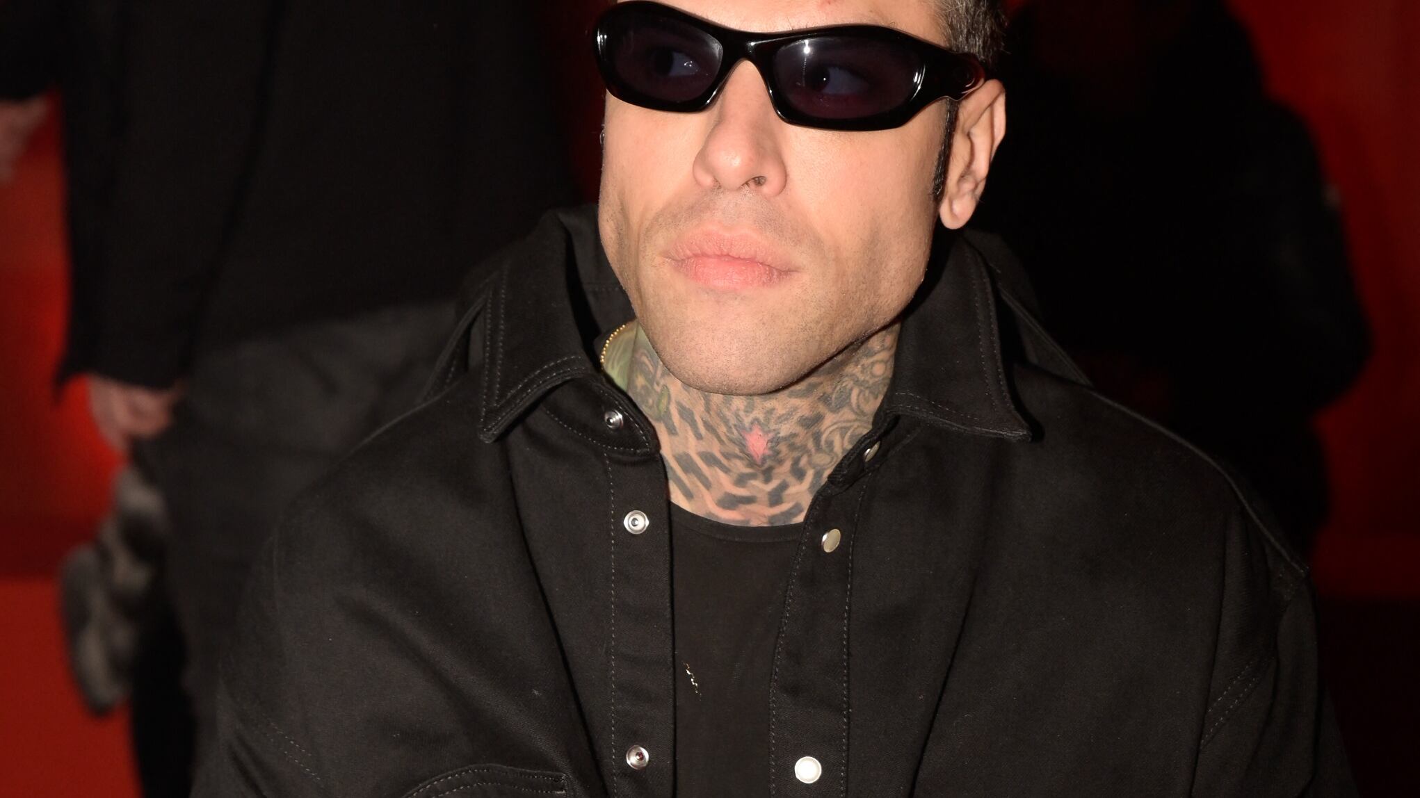 Lusso ed esibizionismo: la nuova vita di Fedez dopo Ferragni