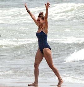 Sarah Jessica Parker e le altre star over 40 in bikini 14