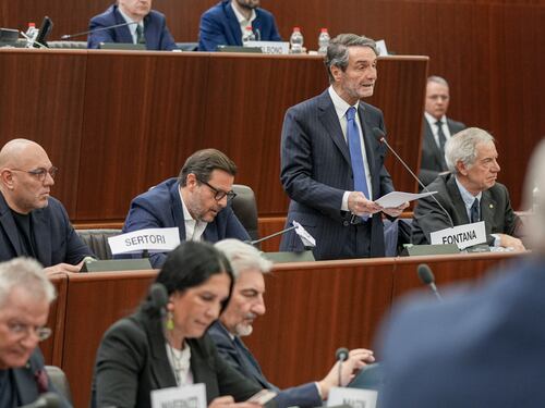 "Legislatura dell'autonomia". La "visione 2030" di Fontana
