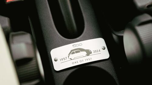 Fiat 500c Collezione 1957, guarda tutte le foto 17