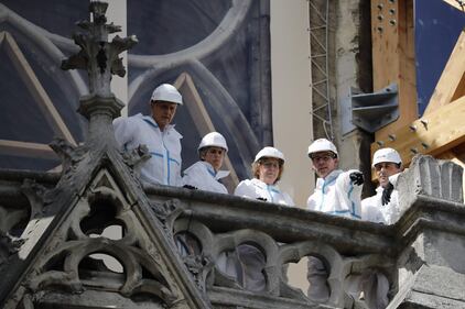 Parigi, riprendono i lavori di ristrutturazione di Notre Dame 1