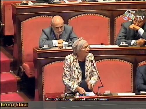 La predica buonista di Bonino (smentita dalla Marina italiana)