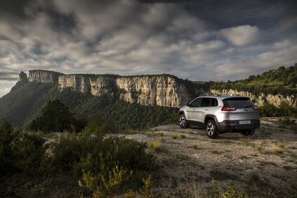 Nuova Jeep Cherokee: 4X4 solo quando serve 5