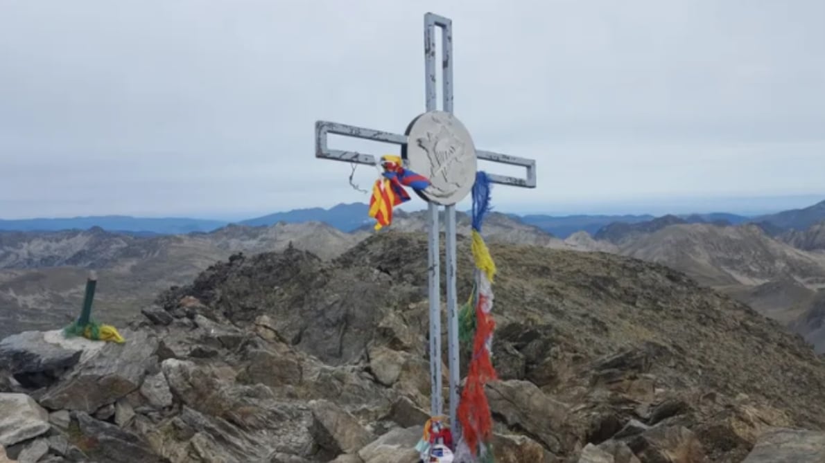 In Francia vincono i laicisti: via le croci dalle vette dei Pirenei