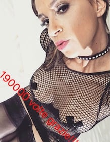 Malena, seno bollente sui social 12