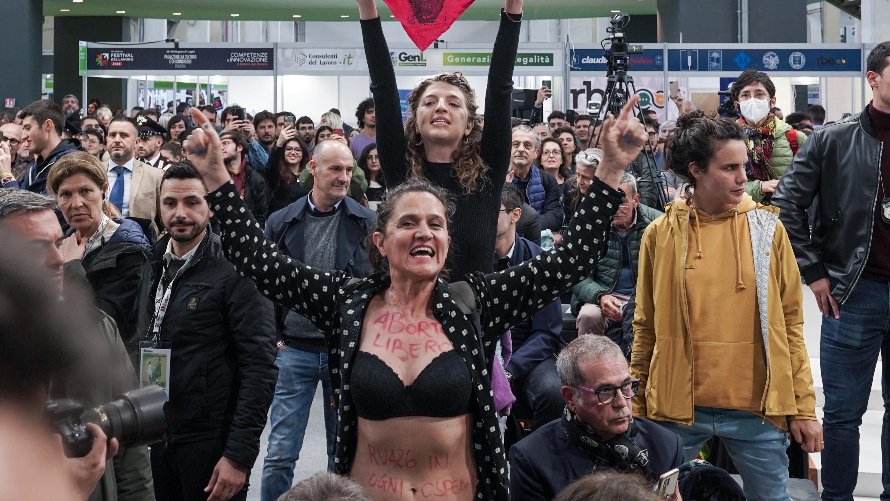 Il Salone dell'odio e dell'intolleranza