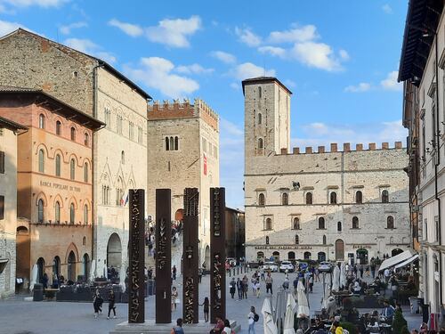 Todi: la magia di Piazza del Popolo
