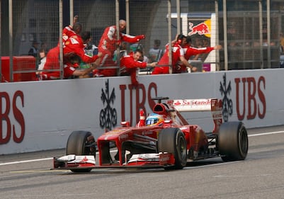 Alonso trionfa in Cina 12