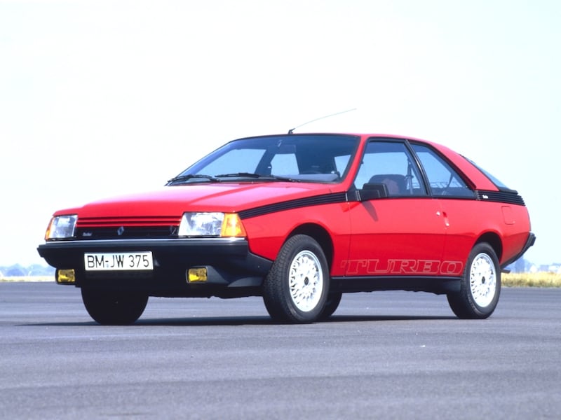 Renault Fuego, guarda la gallery 17