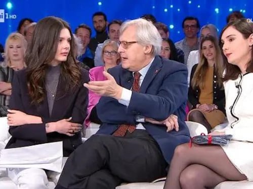 "Quelle del 2000...". Bufera su Sgarbi a Domenica in, poi si scusa