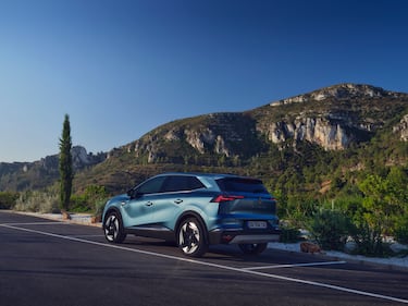 Renault Symbioz E-Tech: guarda la gallery del nuovo crossover full-hybrid 1