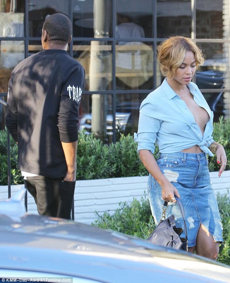Beyoncé senza reggiseno 6