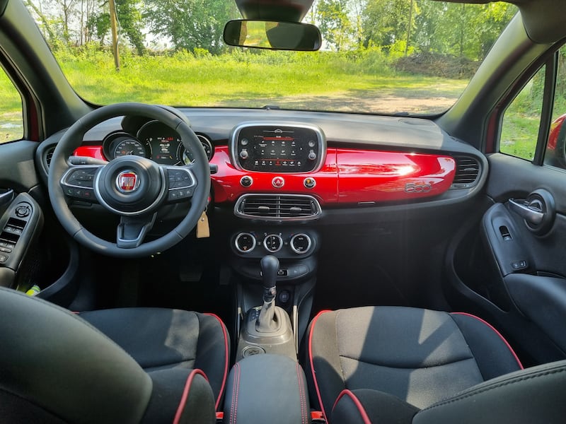 Fiat 500X Red Hybrid, guarda la gallery 2