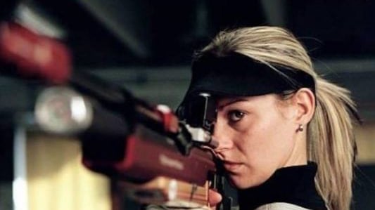 La campionessa di tiro vittima delle droghe e delle botte dell'ex
