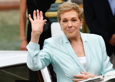 Bagno di folla per l'arrivo a Venezia di Julie Andrews 6