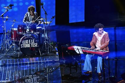Elio e le Storie Tese nella storia di Sanremo 25
