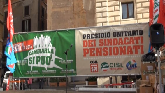 Pensionati in piazza contro la legge stabilità